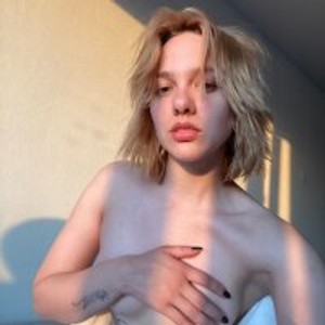 pornos.live Luna_Hils livesex profile in nipples cams