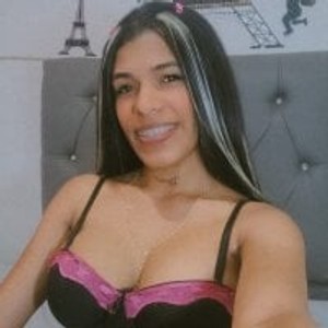 pornos.live VictoriaSerrad livesex profile in brunette cams
