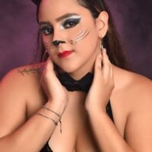 gonewildcams.com MayaMartins livesex profile in glamour cams