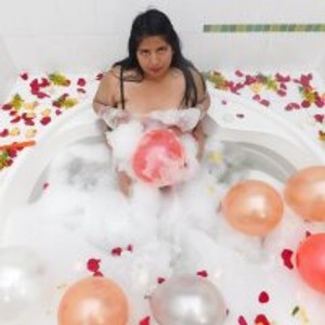 onaircams.com Cherry_SvL livesex profile in shower cams