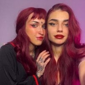 girlsupnorth.com Ariel_and_Yaroslava livesex profile in shower cams