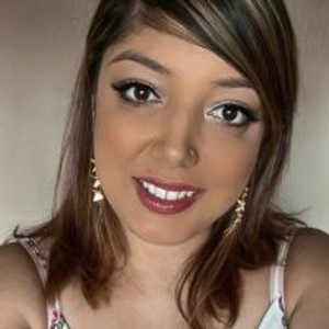 livesexr.com BubblebuttAnge livesex profile in masturbation cams