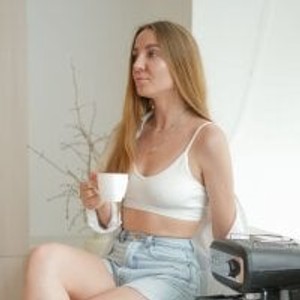 sleekcams.com JalynHot livesex profile in piercing cams