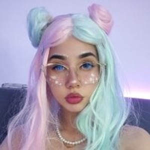 pornos.live ChloeThompsom livesex profile in facial cams