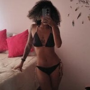pornos.live TiffanyRoouse livesex profile in solo cams