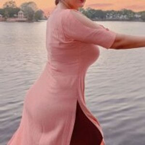 girlsupnorth.com Begam-jaan livesex profile in housewife cams