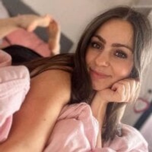 Loella-Rose webcam profile