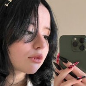 free6cams.com ChloeBarker livesex profile in real cams