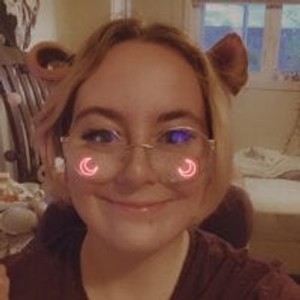 Mythic_Kitten webcam profile