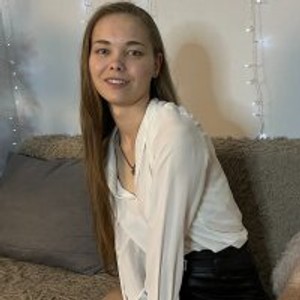 sleekcams.com BronzeByrd livesex profile in bigclit cams