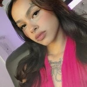 Pya_lakshmi webcam profile - Colombian