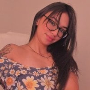 livesexr.com Naatth__ livesex profile in spank cams