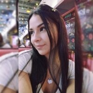 sexcityguide.com Nikothyna livesex profile in colombian cams