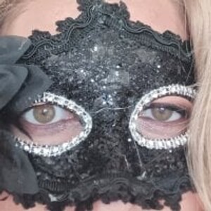 stripchat Aphroditelune Live mature Webcam Featured On maturelivesexcams.com