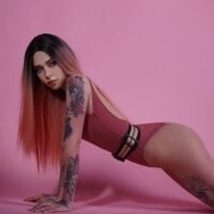 livesex.fan BerryAdryX livesex profile in tattoos cams