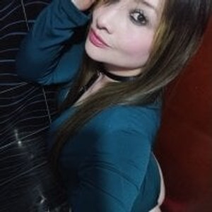 lunaa_llena webcam profile - Venezuelan