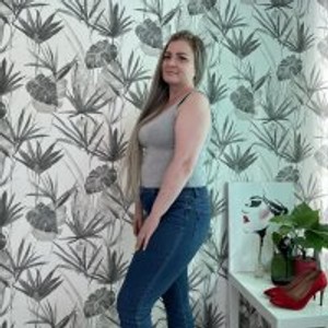 girlsupnorth.com PamelaNash livesex profile in housewives cams