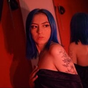 girlsupnorth.com AliceMonroeee livesex profile in facesitting cams