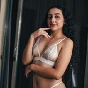 onaircams.com DannaRoux livesex profile in mom cams