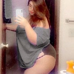girlsupnorth.com chunkiiluvrz livesex profile in squirt cams
