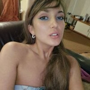 stripchat HloeSky Live Webcam Featured On free6cams.com