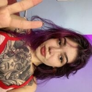 stripchat LittleLulu69 Live Webcam Featured On sleekcams.com