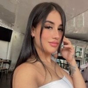 sexcityguide.com amiira- livesex profile in spank cams