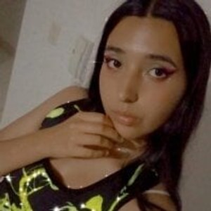 girlsupnorth.com Alix_pink1 livesex profile in shaven cams