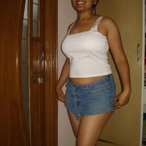 girlsupnorth.com Bujji-telugu livesex profile in mobile cams