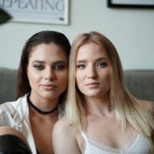 girlsupnorth.com KileyRenee livesex profile in lesbian cams