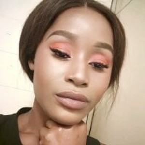 brownbunnyxx webcam profile - South African