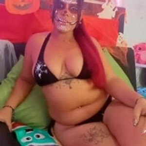 onaircams.com paola_chubbyhot livesex profile in public cams