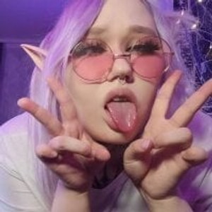 livesex.fan ChloeOneLove livesex profile in fuck cams