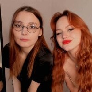 elivecams.com KieraArya livesex profile in lesbian cams