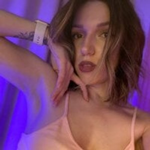 pornos.live MilkyMerryy livesex profile in promoted cams