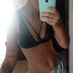 girlsupnorth.com vick322 livesex profile in lesbian cams