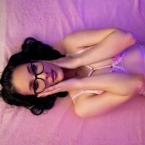 livesex.fan TheaKendall livesex profile in striptease cams