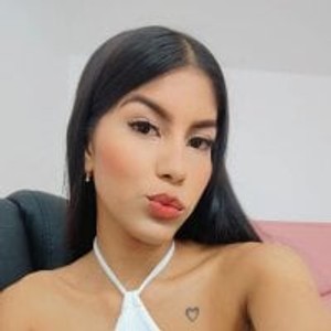 stripchat girll_love Live Webcam Featured On onaircams.com