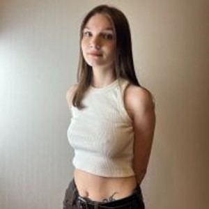 free6cams.com MidonaTini livesex profile in hd cams