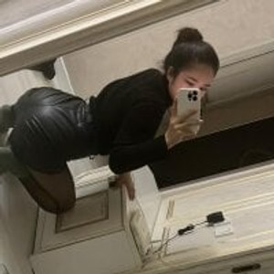 sleekcams.com me_boraa livesex profile in masturbation cams