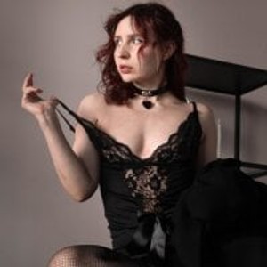 girlsupnorth.com iris_crispyy livesex profile in erotic cams