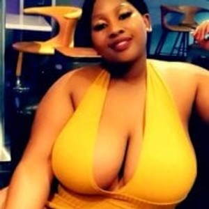 sexcityguide.com PixiebitchX livesex profile in thick cams