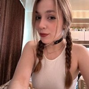 pornos.live sofia_naruzberg livesex profile in teen cams