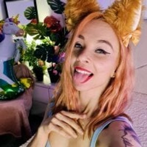 stripchat CarlyMilton Live Webcam Featured On pornos.live