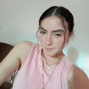 livesexr.com saraandasia livesex profile in bigclit cams