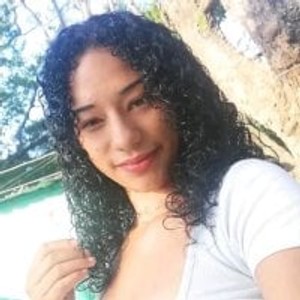 Carolina-daring webcam profile