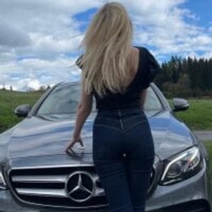 sexcityguide.com AriannaKitty1 livesex profile in glamour cams