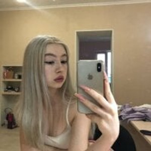 girlsupnorth.com AmeliaEvans69 livesex profile in small tits cams
