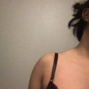 free6cams.com Minaserene5 livesex profile in ts cams