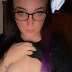 onaircams.com goddessrenee23 livesex profile in romantic cams